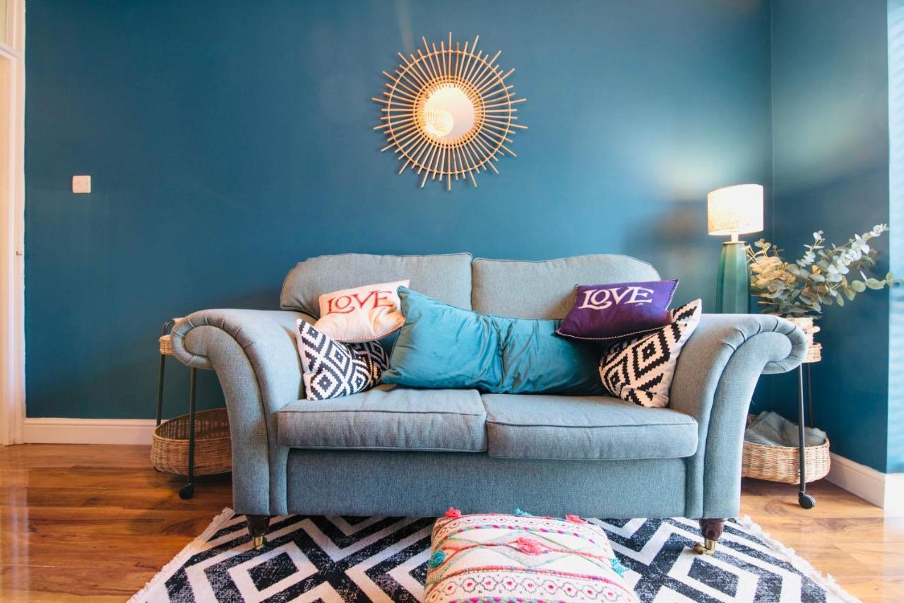 Aston Henry James Stunning One Bedroom Apartment In Royal Windsor Exteriér fotografie